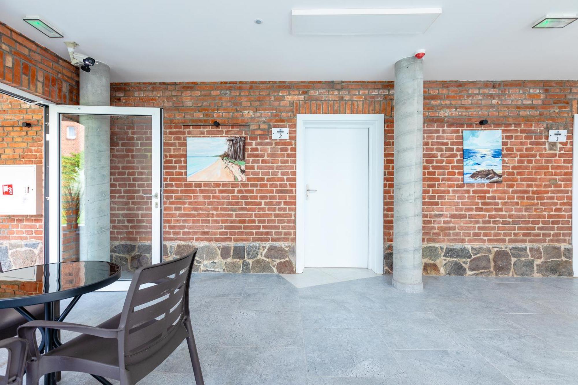 Apartamenty Przy Plazy Z Basenem Z Podgrzewana Woda I Mini Spa - Osrodek Kolonijno-Wczasowy Mewa Niechorze Buitenkant foto