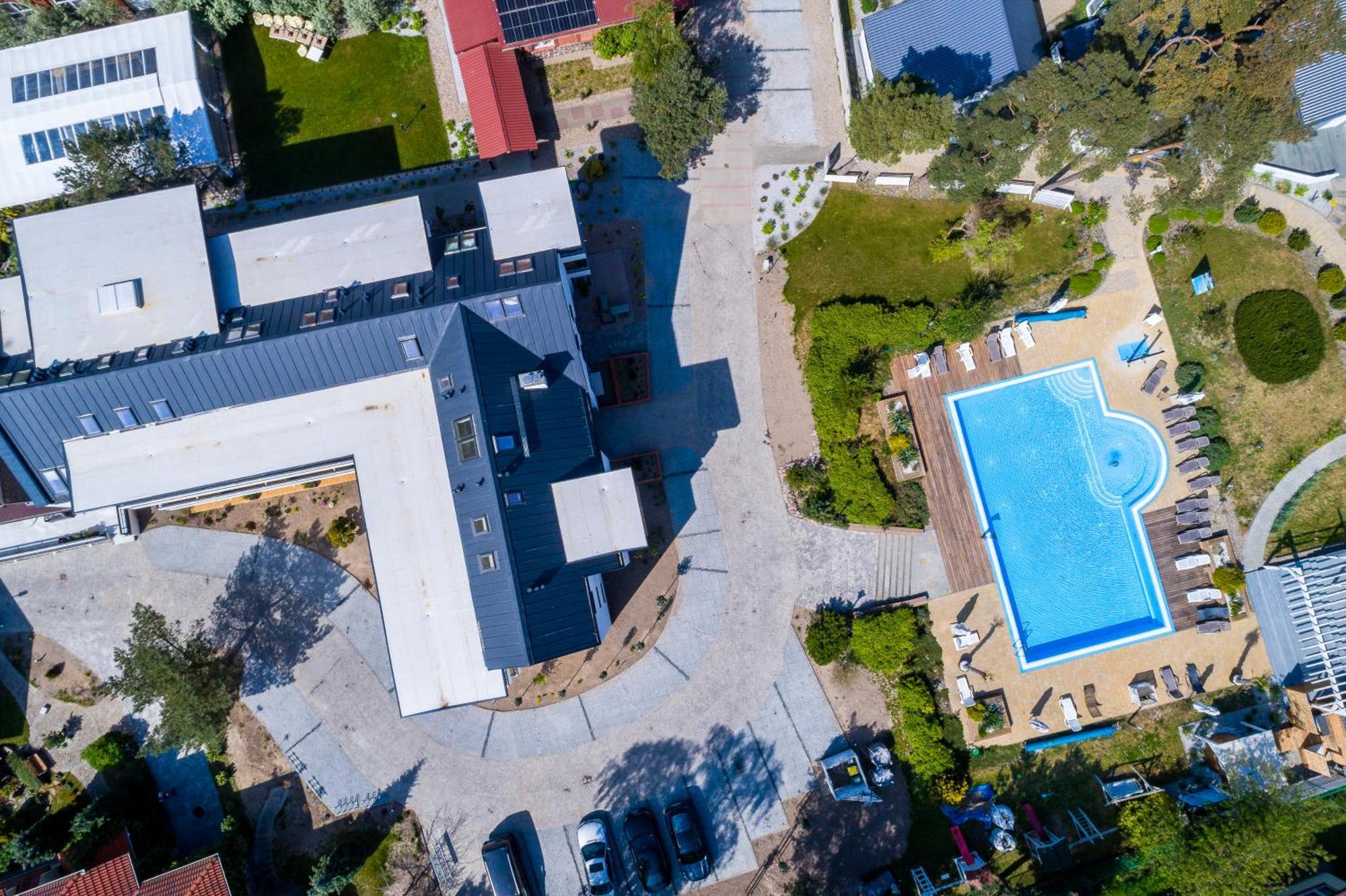 Apartamenty Przy Plazy Z Basenem Z Podgrzewana Woda I Mini Spa - Osrodek Kolonijno-Wczasowy Mewa Niechorze Buitenkant foto