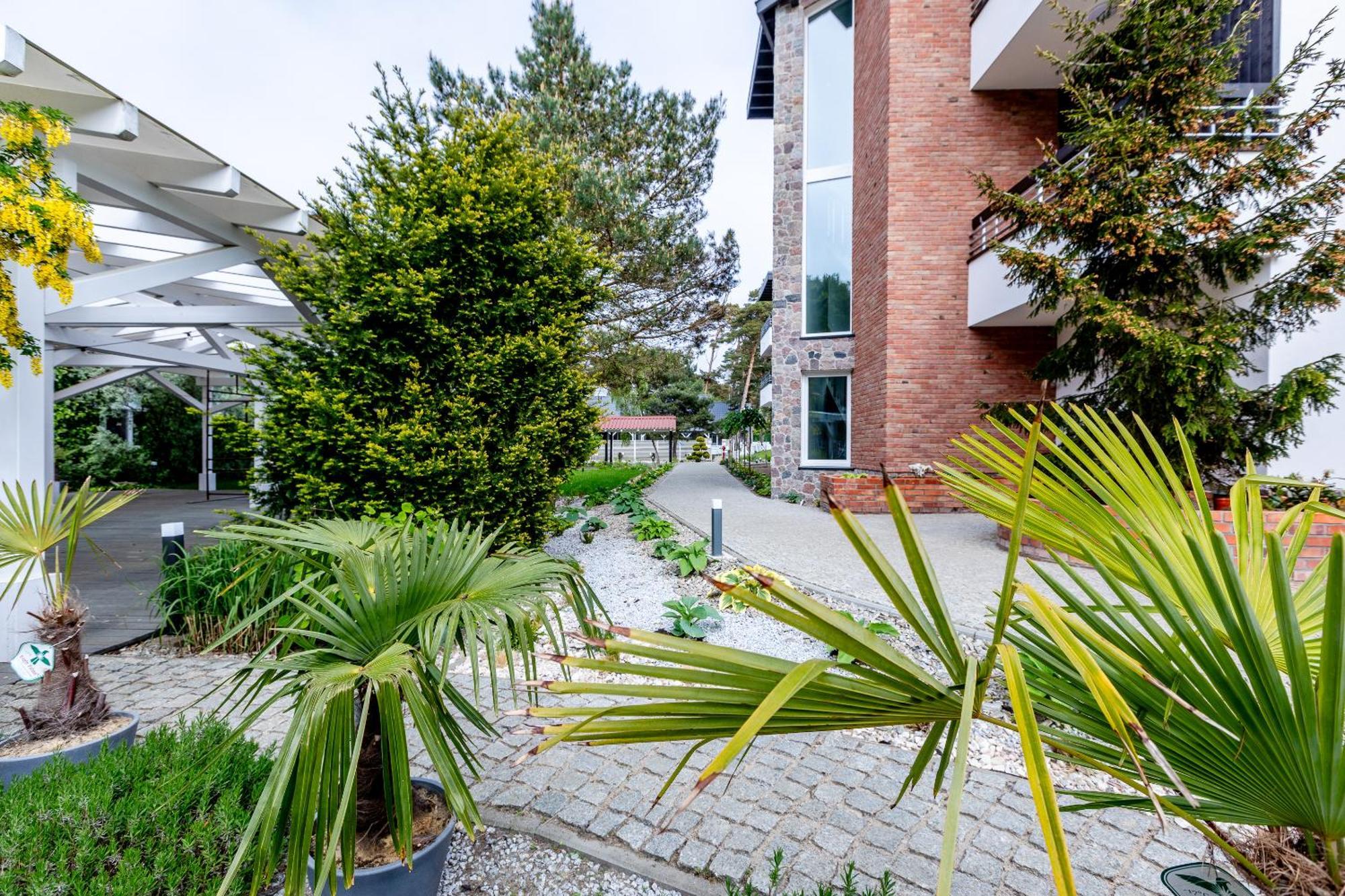 Apartamenty Przy Plazy Z Basenem Z Podgrzewana Woda I Mini Spa - Osrodek Kolonijno-Wczasowy Mewa Niechorze Buitenkant foto