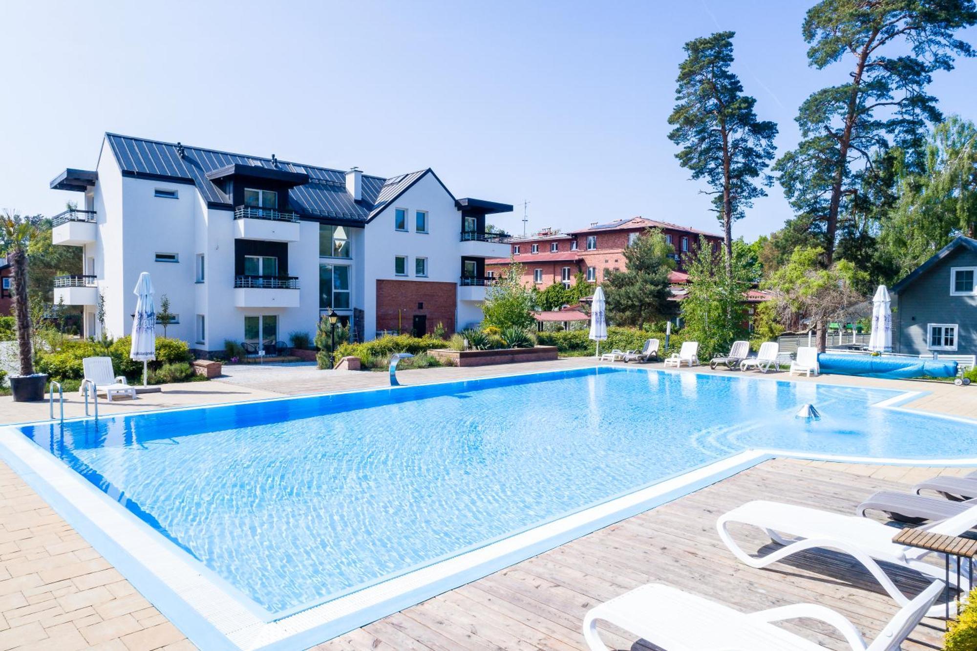 Apartamenty Przy Plazy Z Basenem Z Podgrzewana Woda I Mini Spa - Osrodek Kolonijno-Wczasowy Mewa Niechorze Buitenkant foto