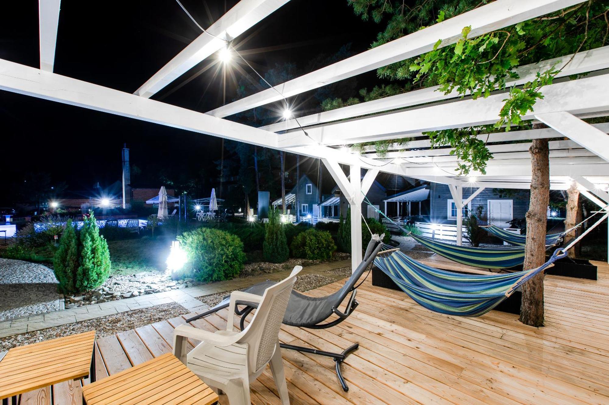 Apartamenty Przy Plazy Z Basenem Z Podgrzewana Woda I Mini Spa - Osrodek Kolonijno-Wczasowy Mewa Niechorze Buitenkant foto