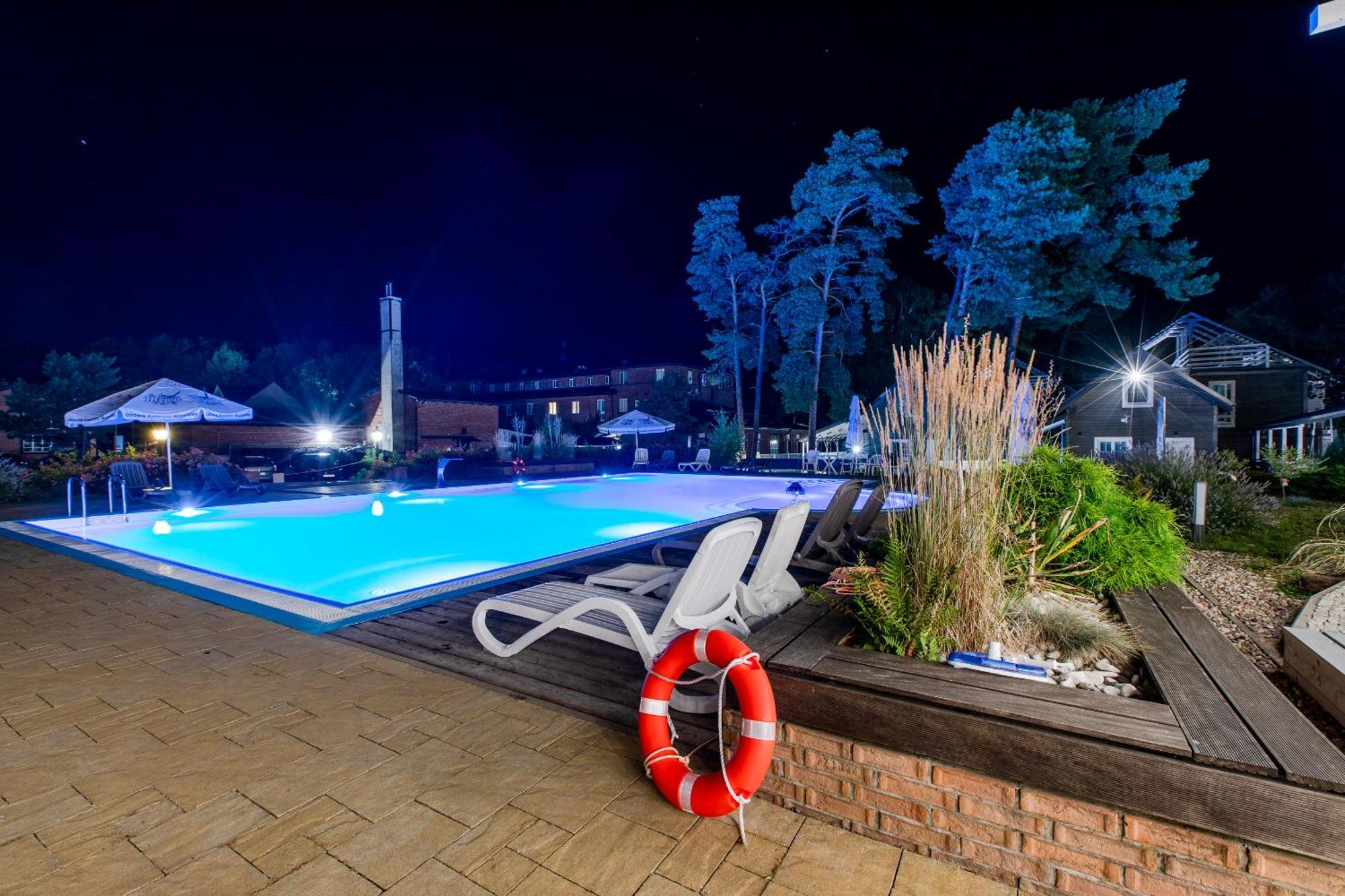 Apartamenty Przy Plazy Z Basenem Z Podgrzewana Woda I Mini Spa - Osrodek Kolonijno-Wczasowy Mewa Niechorze Buitenkant foto