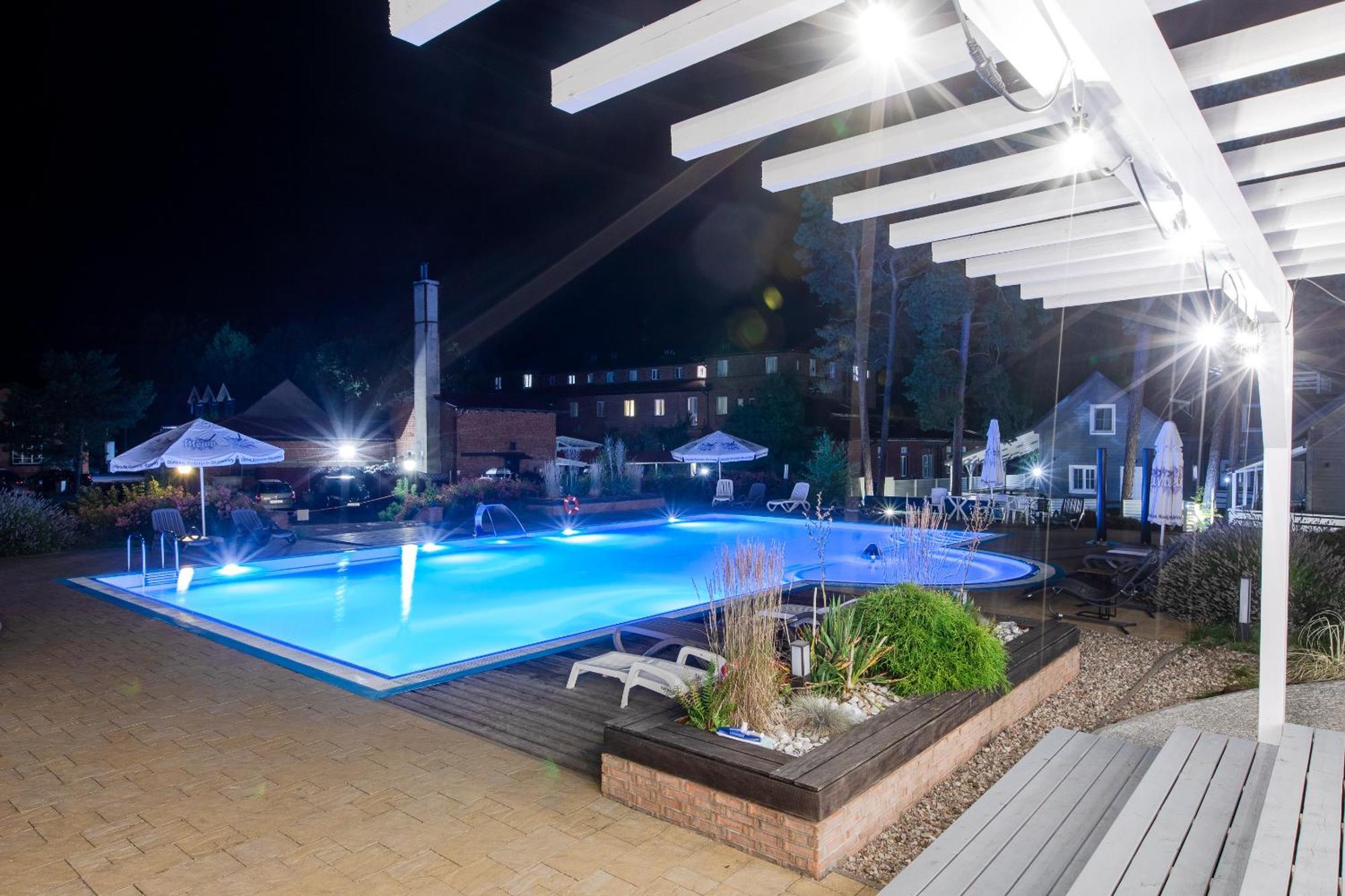 Apartamenty Przy Plazy Z Basenem Z Podgrzewana Woda I Mini Spa - Osrodek Kolonijno-Wczasowy Mewa Niechorze Buitenkant foto