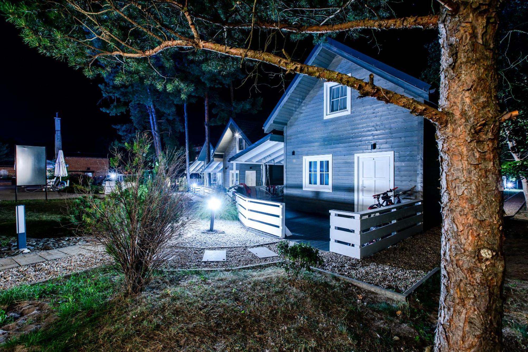 Apartamenty Przy Plazy Z Basenem Z Podgrzewana Woda I Mini Spa - Osrodek Kolonijno-Wczasowy Mewa Niechorze Buitenkant foto