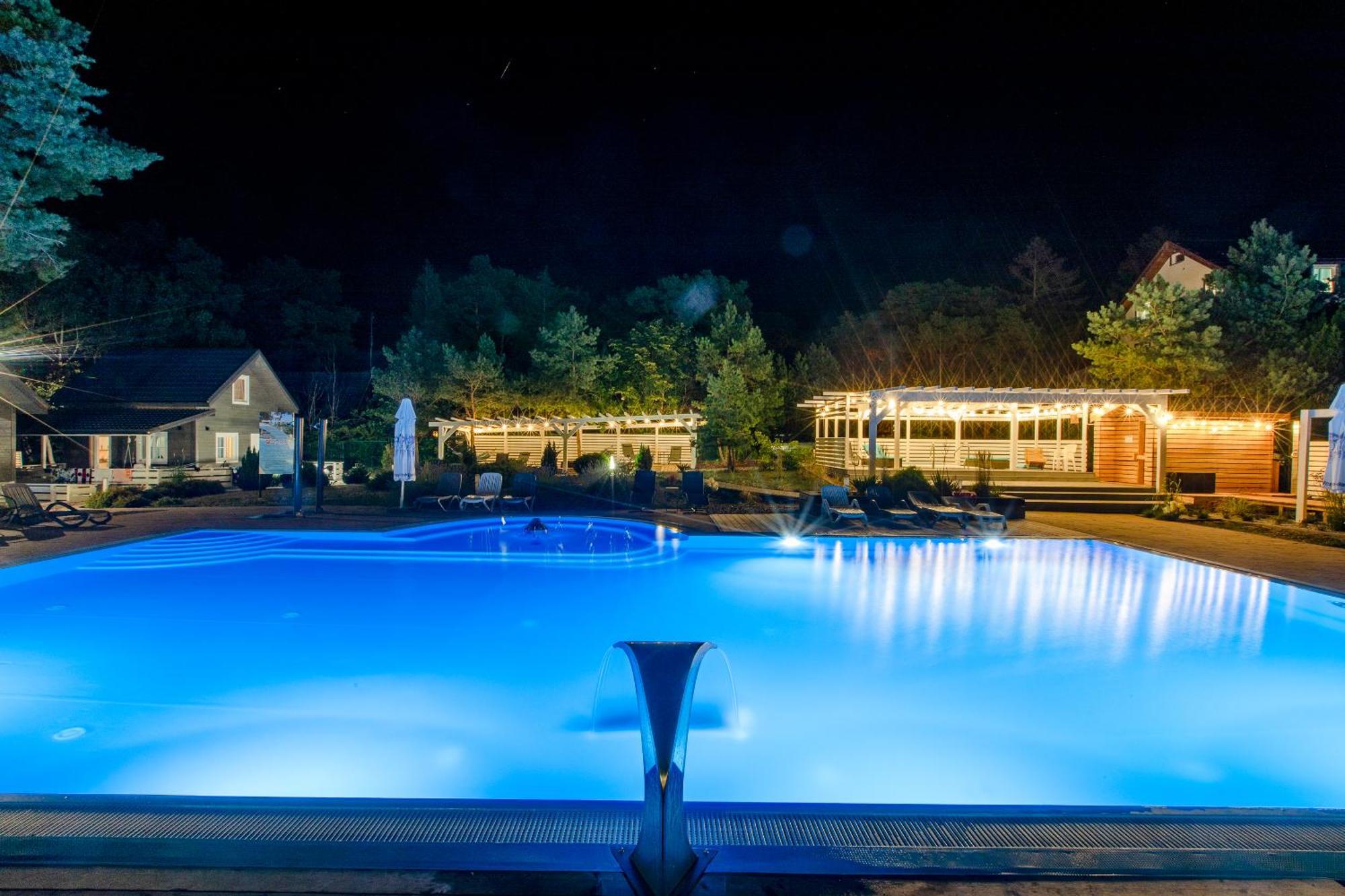 Apartamenty Przy Plazy Z Basenem Z Podgrzewana Woda I Mini Spa - Osrodek Kolonijno-Wczasowy Mewa Niechorze Buitenkant foto